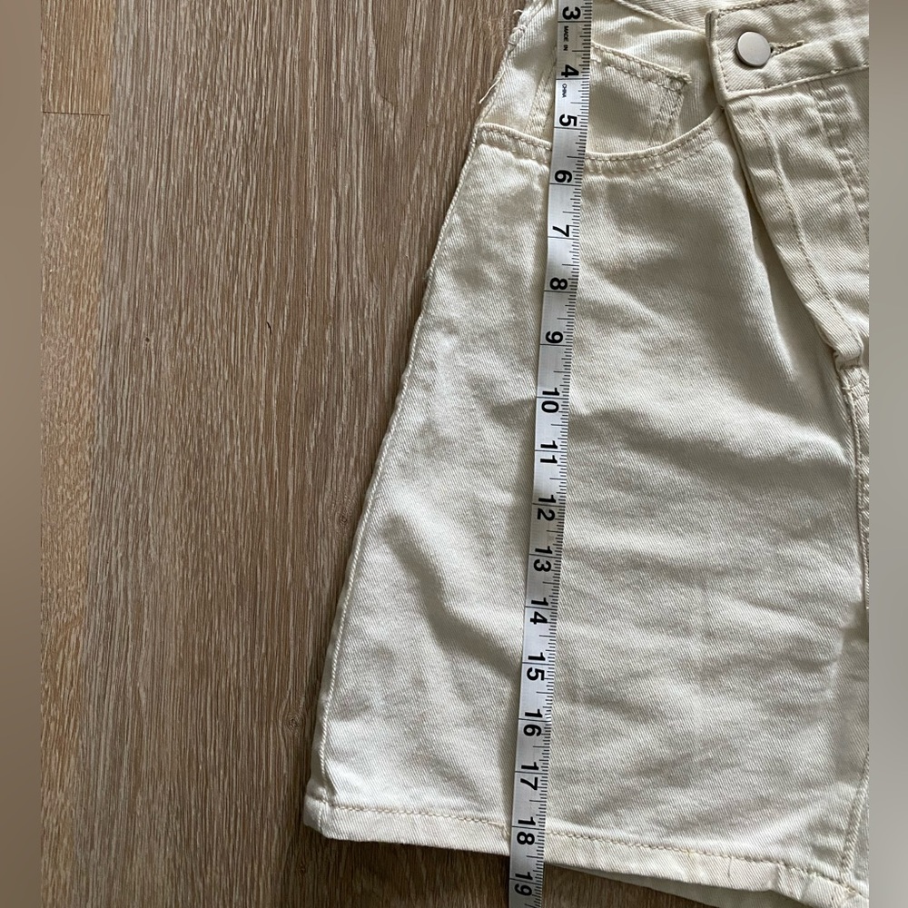 Asymmetrical Capris - Picture 4 of 6